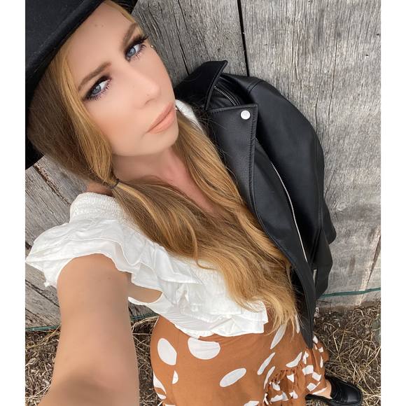 carolynkayg16